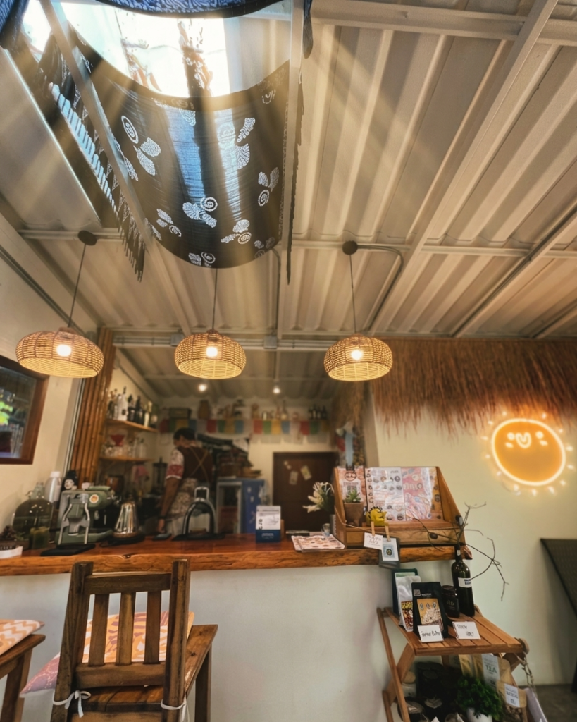 Summer Day Cafe Sam Roi Yot☕ summerday cafe 1