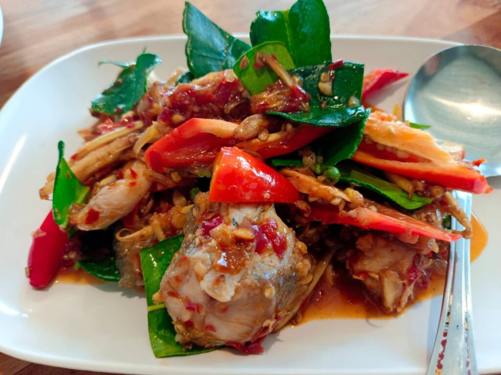 Krua Ladda Sam Roi Yot Local Seafood Restaurant to Love ครัวลัดดา3