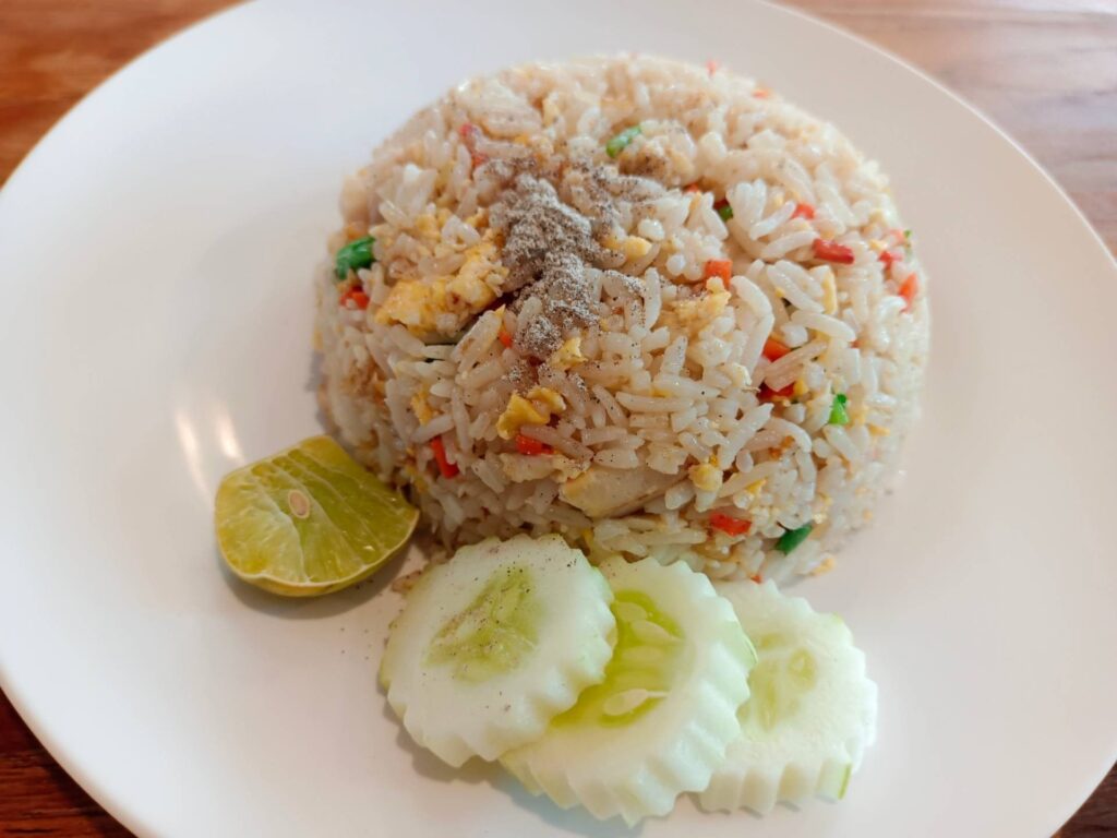 Krua Ladda Sam Roi Yot Local Seafood Restaurant to Love ครัวลัดดา4