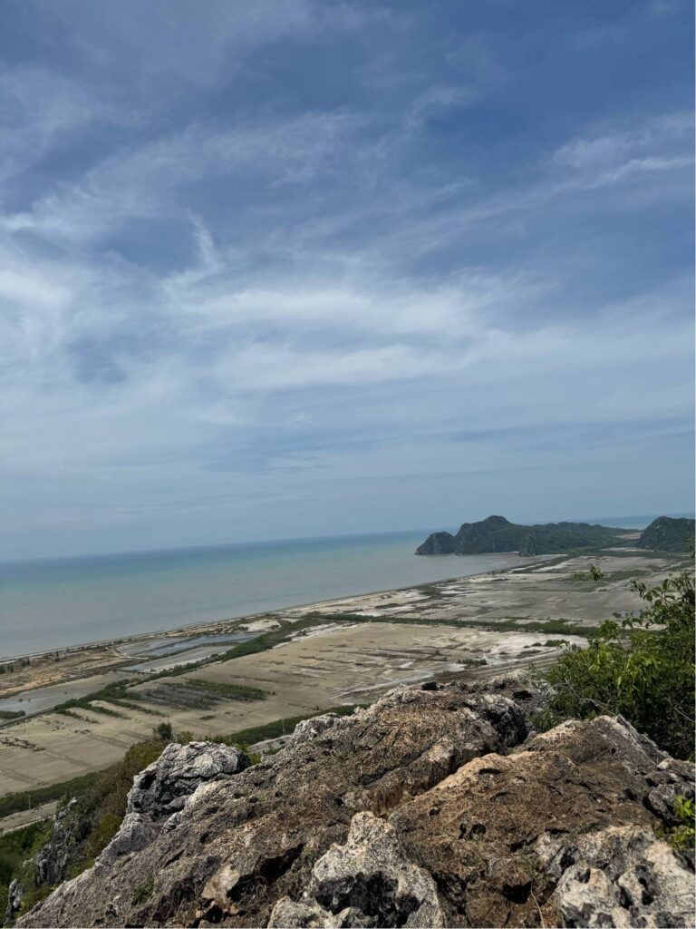 จุดชมวิวเขาแดง (Khao Daeng Viewpoint) จุดชมวิวเขาแดง6