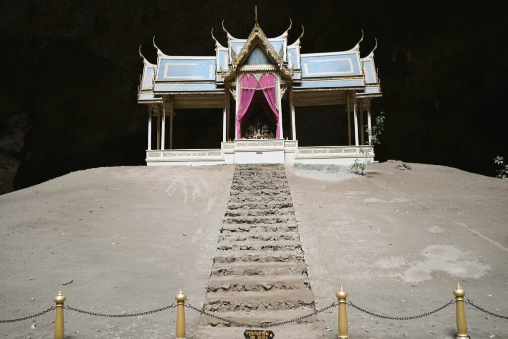 ถ้ำพระยานคร 2