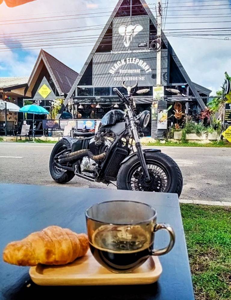 black elephant restaurant4