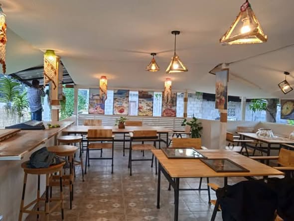 Infinity 51 Pizza Home-made พิซซ่าโฮมเมดอบสด บรรยากาศกันเอง infinity 51 homemade pizza5