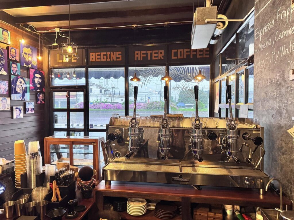 LoftFee Café Sam Roi Yot | Minimal Loft Coffee for Slow Days loftfee café6
