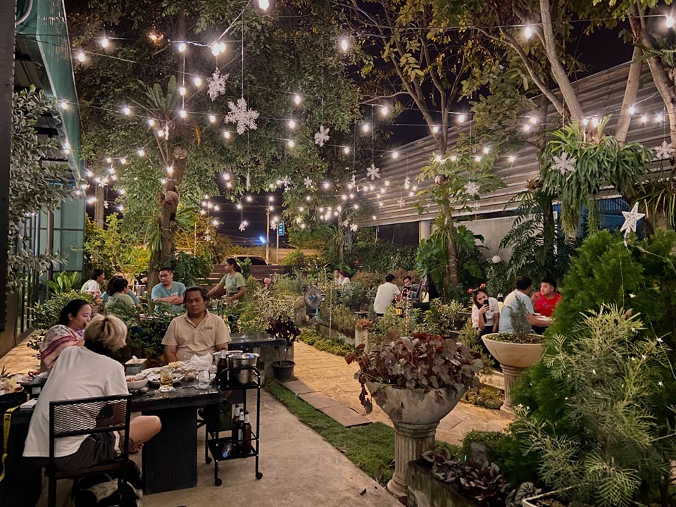 munesh restaurant & bistro43