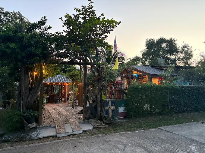 Nong’s Barbeque Garden ร้านนั่งชิลสไตล์ตะวันตก ปิ้งย่างฟีลสวน nong's barbeque garden3