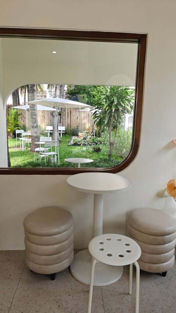 The Coco Coffee บ้านหนองใหญ่ คาเฟ่สวนมะพร้าว ฟีลพักใจสามร้อยยอด the coco coffee at ban nong yai5