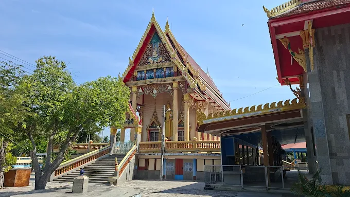 วัดไร่ใหม่สามัคคี สามร้อยยอด | วัดสงบกลางธรรมชาติสายศรัทธา วัด57