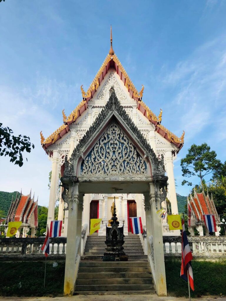 เที่ยวรักษ์โลกสามร้อยยอด เชื่อมศรัทธา ขอพร เสริมพลังใจ 1 วัน วัดพุน้อย3
